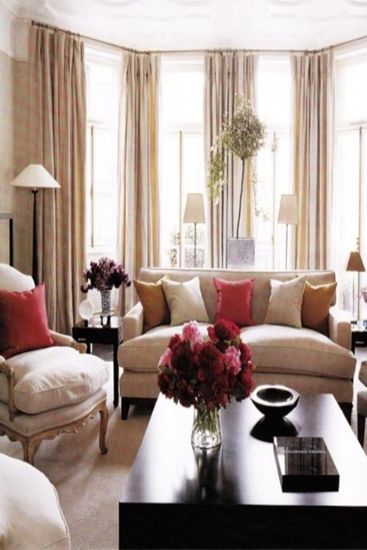 米色客厅装修设计 展现一种古典美