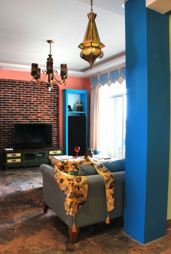 色彩鲜艳美式客厅效果图