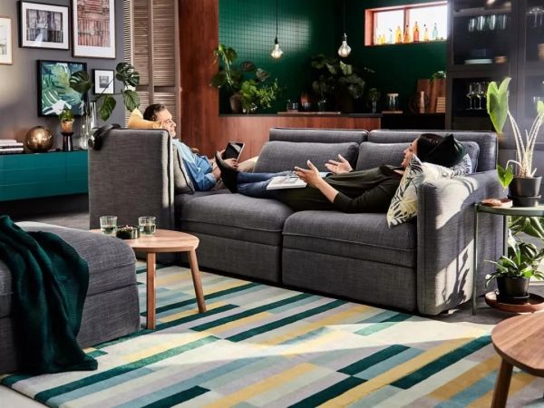 打破传统的客厅沙发格局 让你和家人的互动更有趣