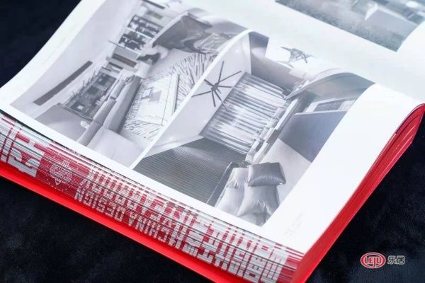 年度之选 | 杨星滨老师金奖作品刊登《中国设计年鉴•第11卷》