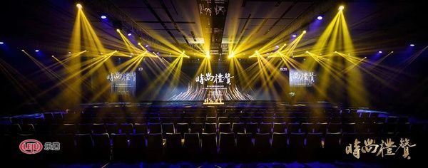 传统碰撞时尚 | 爱新觉罗品牌于第六届时尚礼赞收获大奖