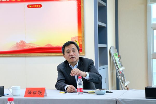 中国建筑装饰协会副会长兼秘书长张京跃