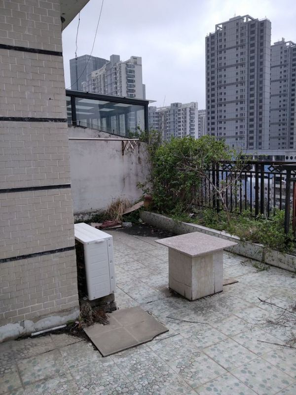 改造前的露台