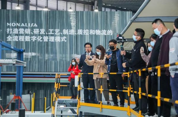 蒙娜丽莎的2021：积厚成势，行稳致远