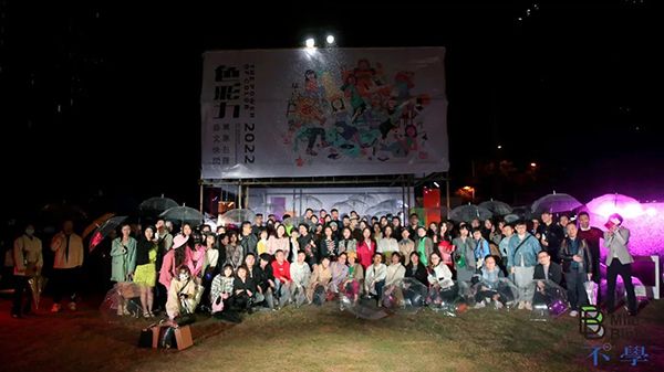 后.jpg
