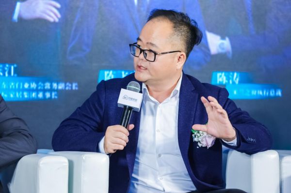 黄东江(1)