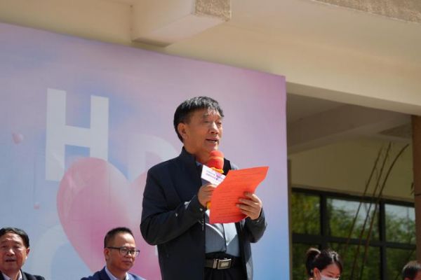 登封市中岳养老院院长程万辰