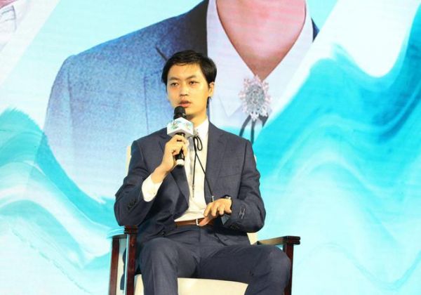 知乎优秀答主赵策明