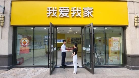 情系一线送清凉我爱我家开展“盛夏送清凉”活动