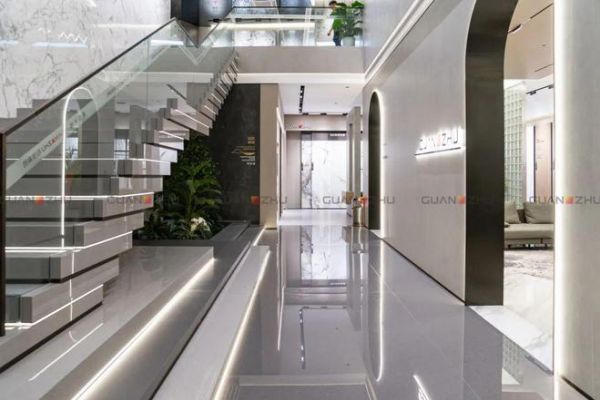 标准示范！2000㎡翻新店成高端住宅“收割机”| 冠珠瓷砖美好门店走进海口
