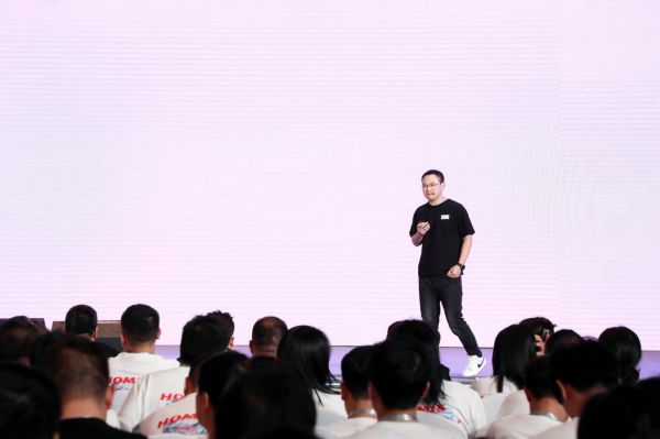掌上明珠家居研发中心产品策划师杨茂林