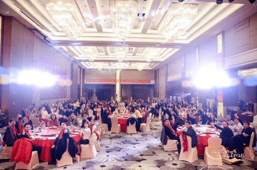 凝心聚力再出发·砥砺奋进新征程 2023年法兰尼新品发布暨卓越人物颁奖盛典圆满落幕！