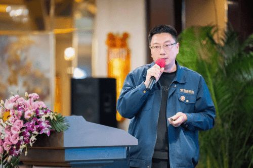辰风破浪再出发丨聚通装潢2024年度启动会议圆满召开