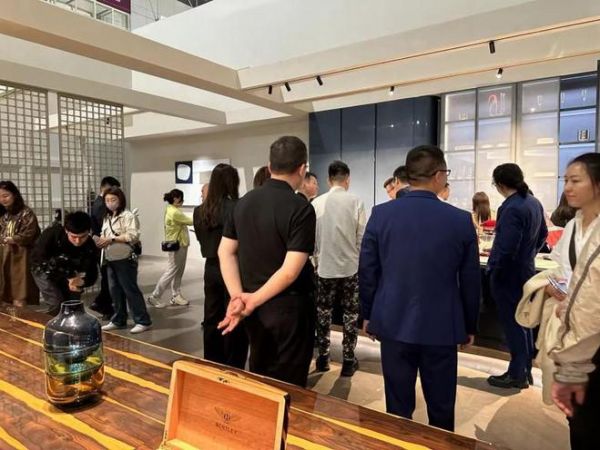 蓝谷新高定真全案C端店震撼亮相第39届深圳国际家具展