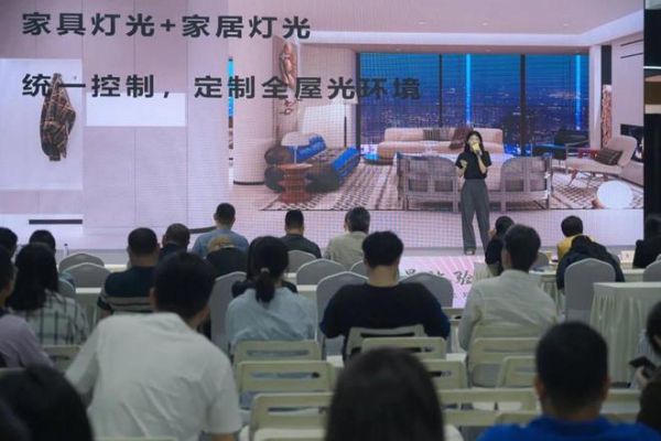 创新引领潮流！阿特兰斯携子品牌漾光亮相广州定制家居展