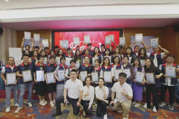 蓄能致远!德技优品“雏鹰计划”暨全国总部培训会(第二期)收官!