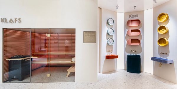 房间里有门 中度可信度描述已自动生成