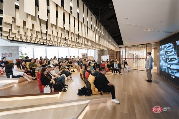 设计有光 | 三雄极光照明学院设计沙龙暨伊振华设计分享会