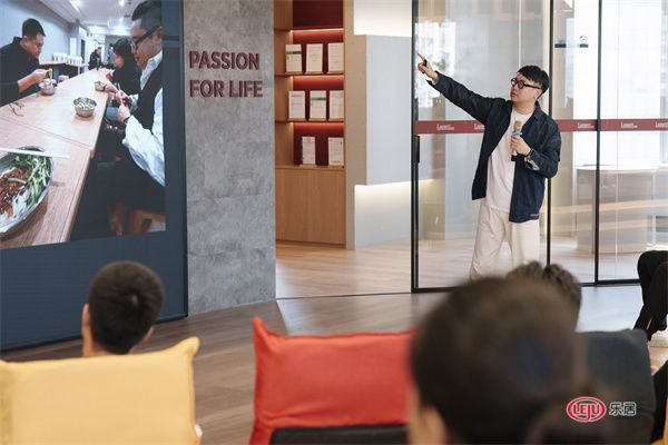 设计有光 | 三雄极光照明学院设计沙龙暨伊振华设计分享会