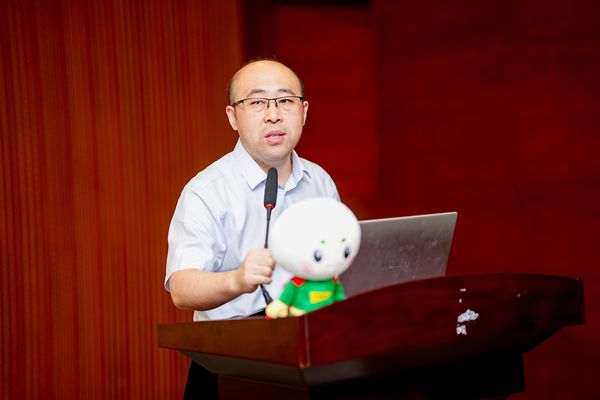  黄艳丽主任发言