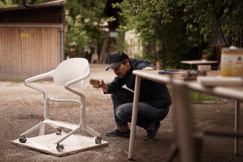 Herman Miller Fuld Nesting Chair荣获「红点最佳产品设计奖」，重新定义办公椅