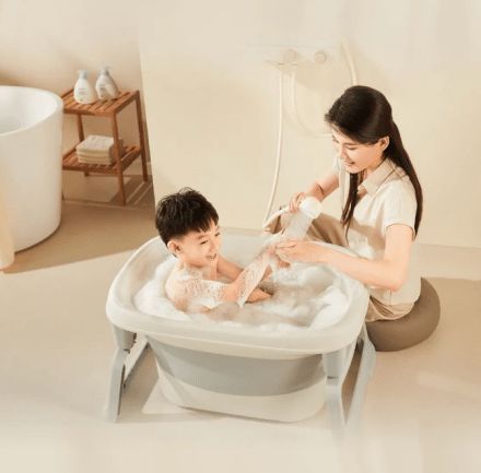 恒洁星品 | 恒洁亲子系列花洒舒适体验，呵护宝宝淋浴