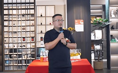 橙力无限 绽放春城丨AI家居云南官渡店盛大开业，致力打造西南地区标杆门店