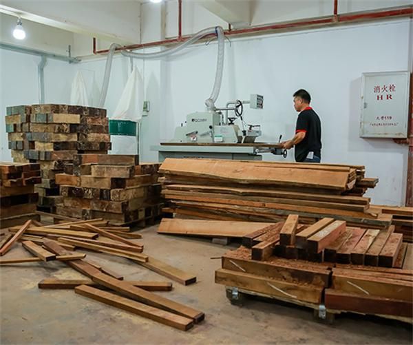 王木匠红木：以匠心筑基，领航京东红木自营新纪元