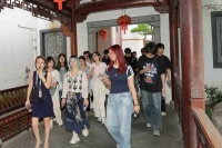 浙江广厦建设职业技术大学产品设计专业学子到卓木王参观学习