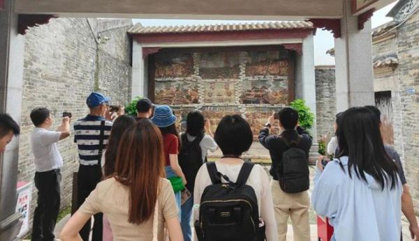陶瓷一线品牌意特陶瓷砖与华南理工大学建筑设计研究院交流活动