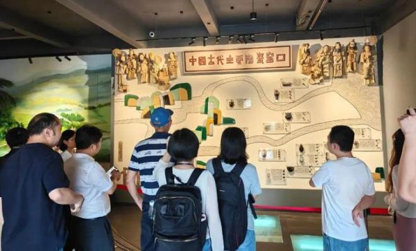 陶瓷一线品牌意特陶瓷砖与华南理工大学建筑设计研究院交流活动