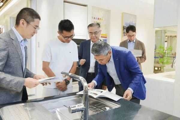 十年携手，初心不改 Takara standard以高品质珐琅厨卫产品打造理想家