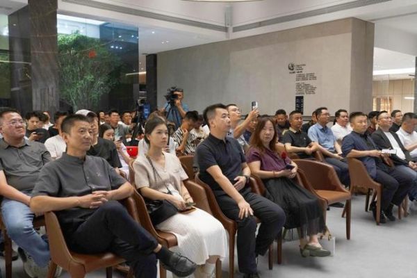 风起处，万物生 | 鹰牌新材战略发布会圆满落幕！