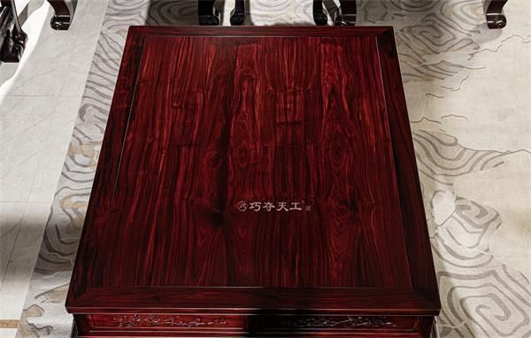 专业媒体联袂测评：巧夺天工红木《富贵华堂沙发》值得入手！