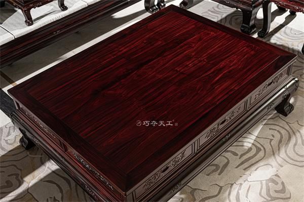 专业媒体联袂测评：巧夺天工红木《富贵华堂沙发》值得入手！