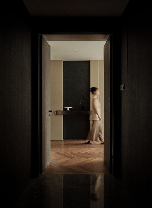 设计师张建斌新作 | 家是时光的琥珀，在这方天地里凝固成生活的温柔碎屑