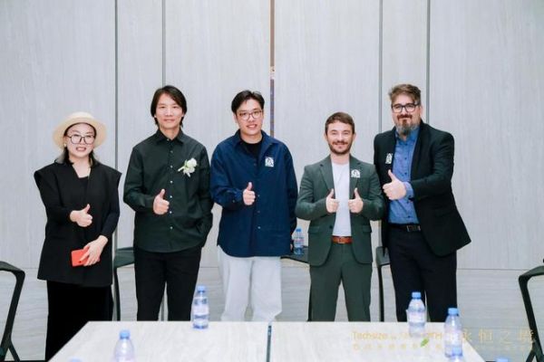 中西对话·岩续永恒｜德赛斯岩板主题论坛启幕，共话岩板艺术的跨文化表达