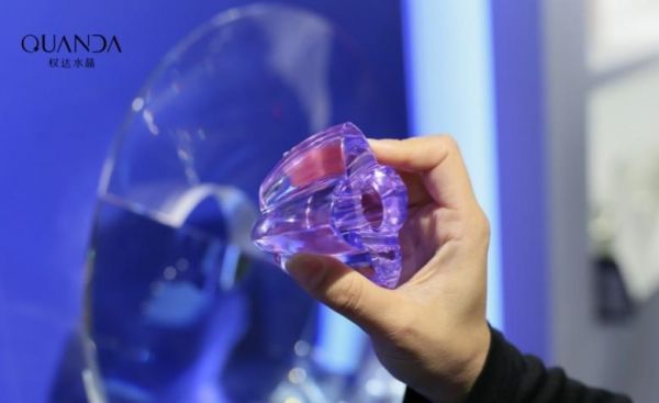 以晶为媒,与光同行 | 权达水晶于广州设计周续写工艺与商业交融的新篇