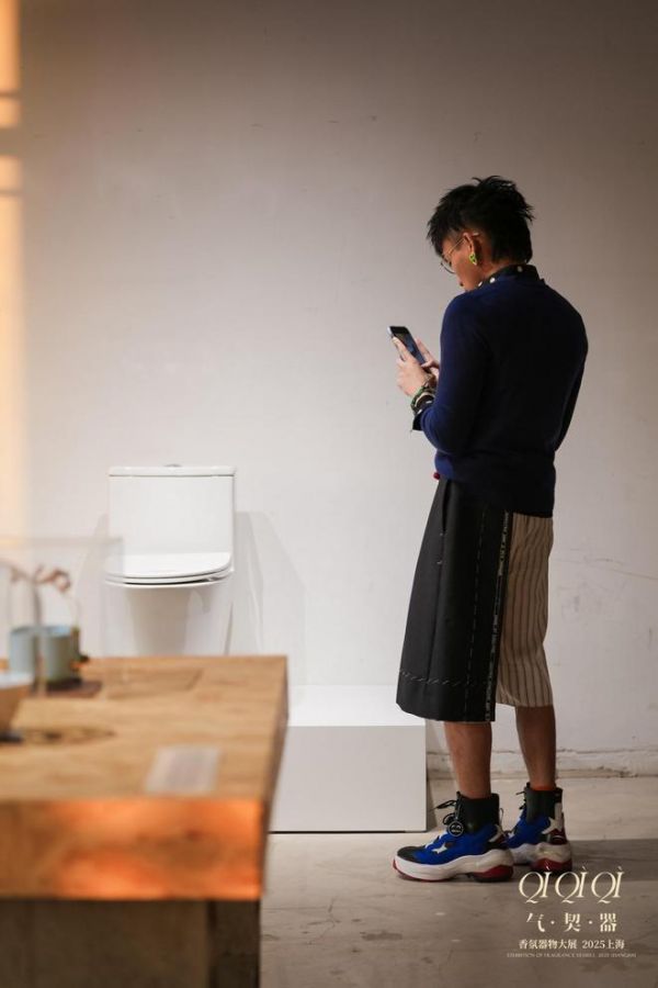 鹰卫浴携手气·契·器：香氛器物大展，解锁生活与艺术的哲思之境