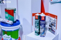 雨虹胶业亮相第32届门窗幕墙展：全品赋能，系统护航，聚势超越，共铸荣光：