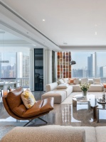 深圳220㎡云端大宅：萨米特密缝岩板梵高灰，打造轻奢大平层