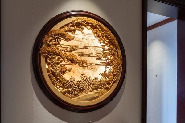 暑期研学寻国风就来年年红金典 解锁红木非遗与中式整装之美