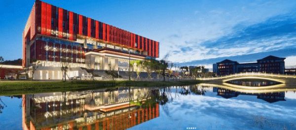 川北医学科学产业园・临江新校区 医教共生空间营造