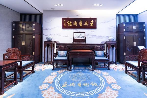 年年红金典遇上宋式美学:红木整装,一屋风雅安放当代人的松弛