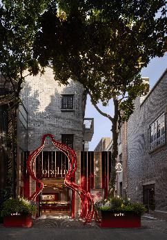 梁志天设计集团于石库门打造Qeelin House上海新天地旗舰店 以 “光影剧场”演绎中国高级珠宝品牌的 “回归”