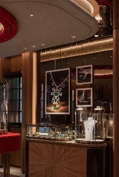 梁志天设计集团于石库门打造Qeelin House上海新天地旗舰店 以 “光影剧场”演绎中国高级珠宝品牌的 “回归”