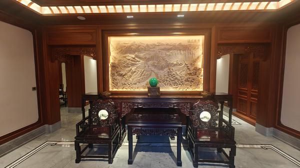 李忠信红木｜重阳，把一份“长久”请回家